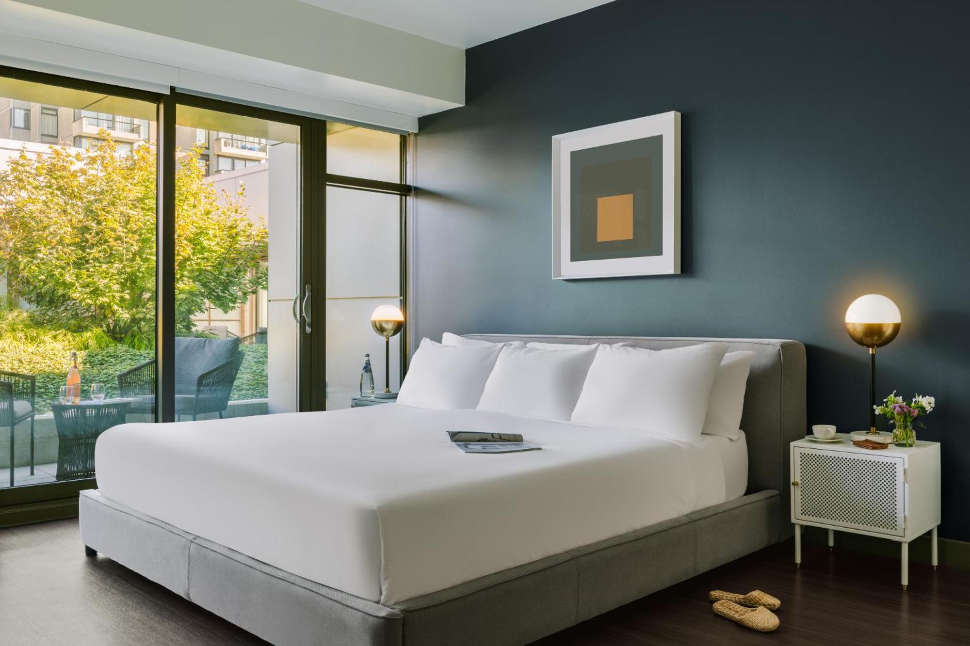 Sonder At Revival Aparthotel Vancouver Exterior photo