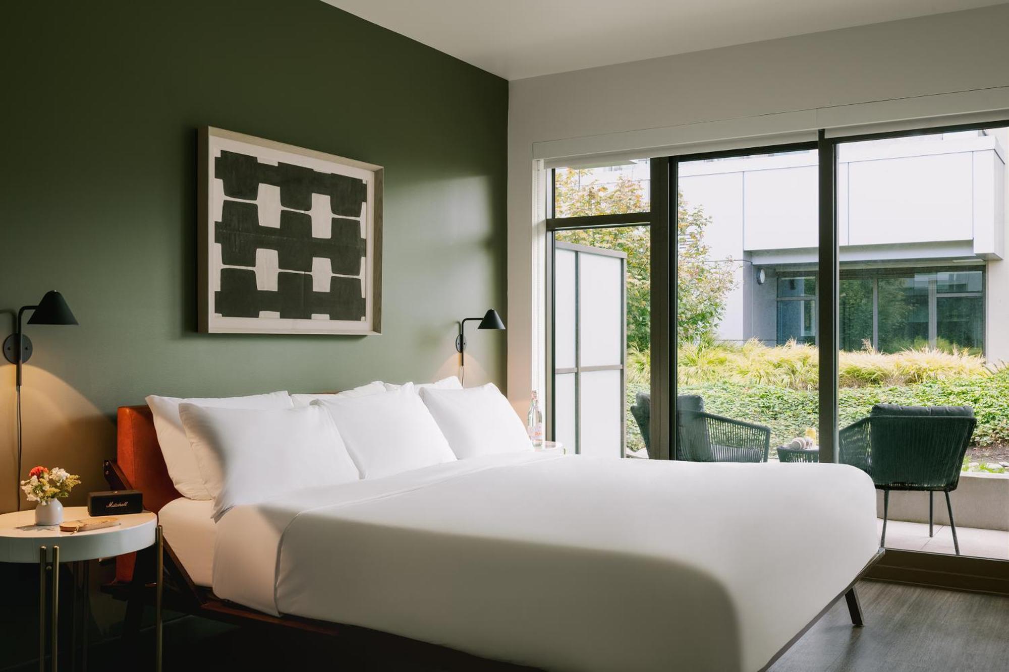 Sonder At Revival Aparthotel Vancouver Exterior photo