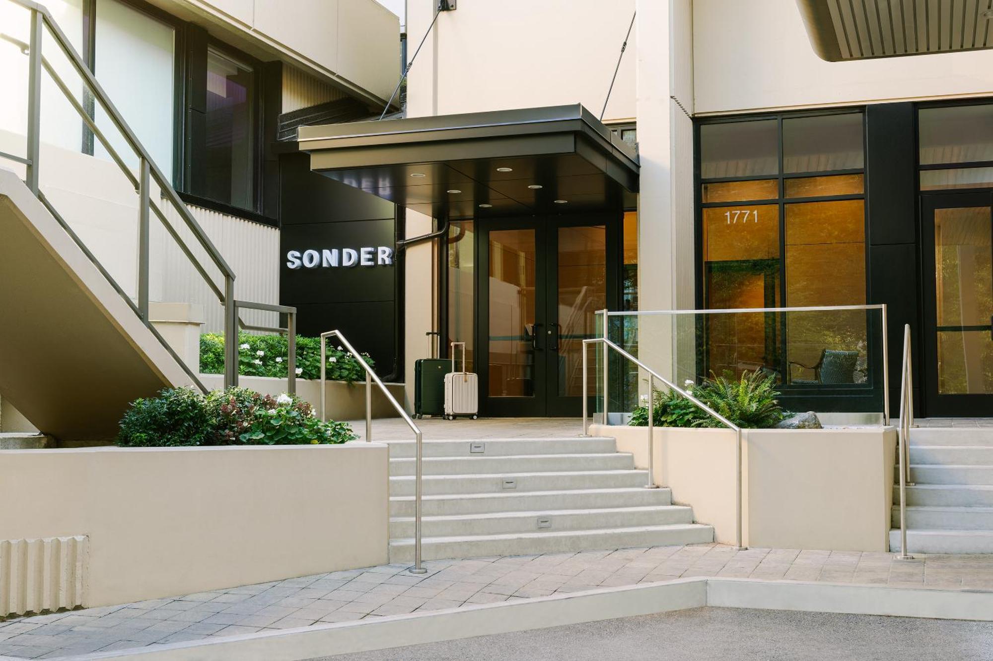 Sonder At Revival Aparthotel Vancouver Exterior photo